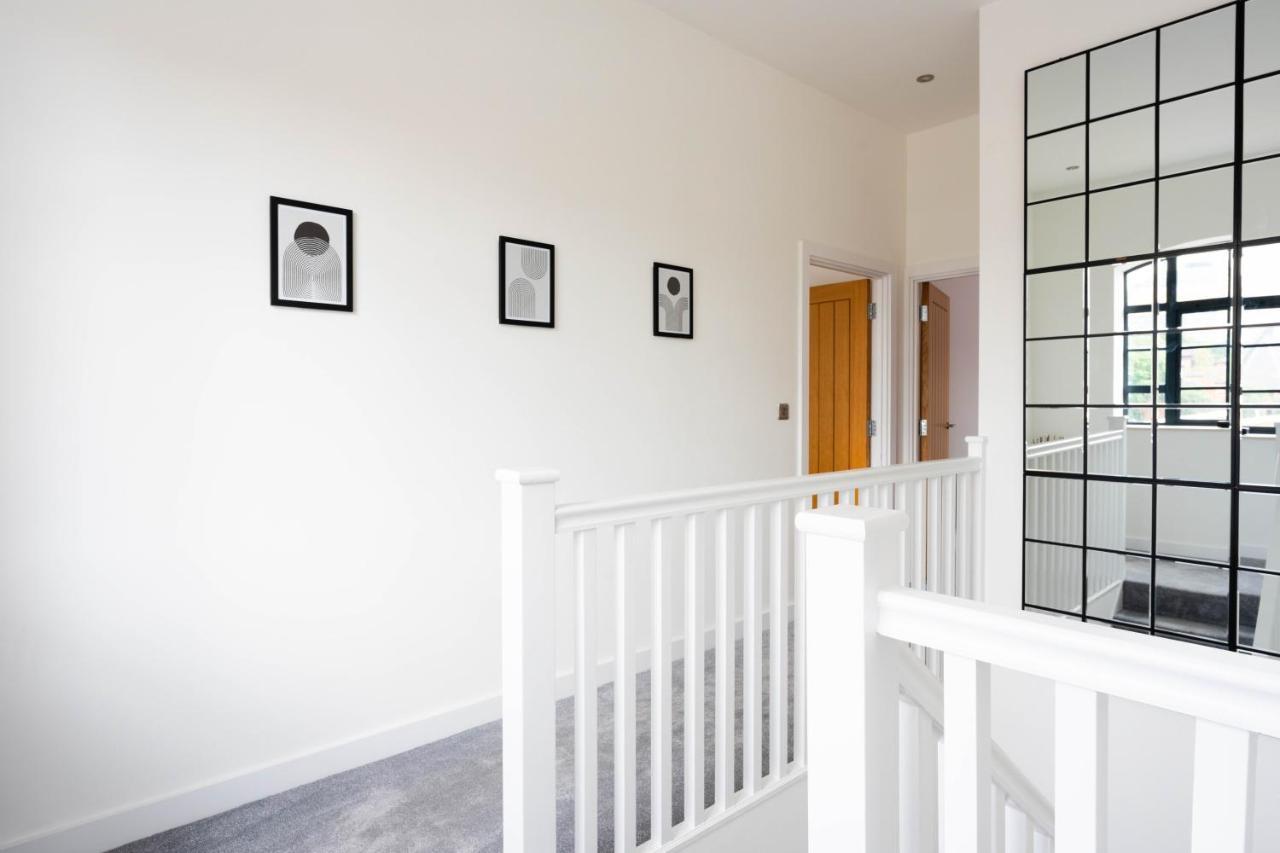 Stunning Townhouse With Pool Table Villa Birmingham Ngoại thất bức ảnh